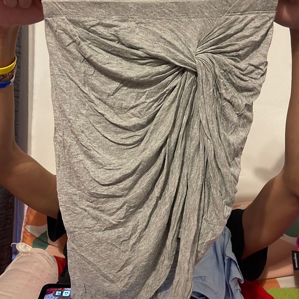 Grey skirt
